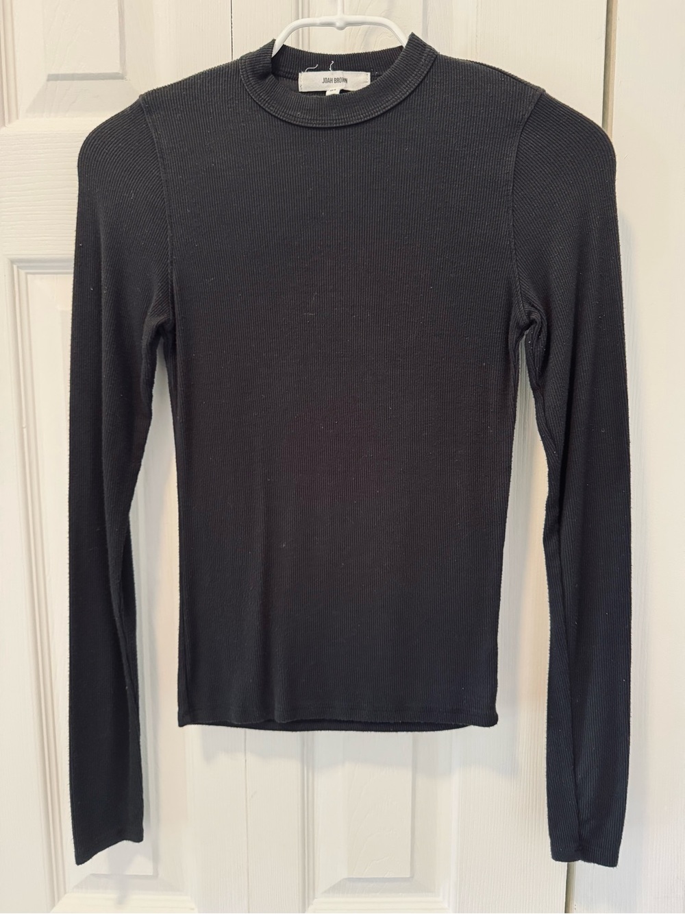 Joah Brown Crewneck Long Sleeve in Vintage Black Rib (Size XS/S).
